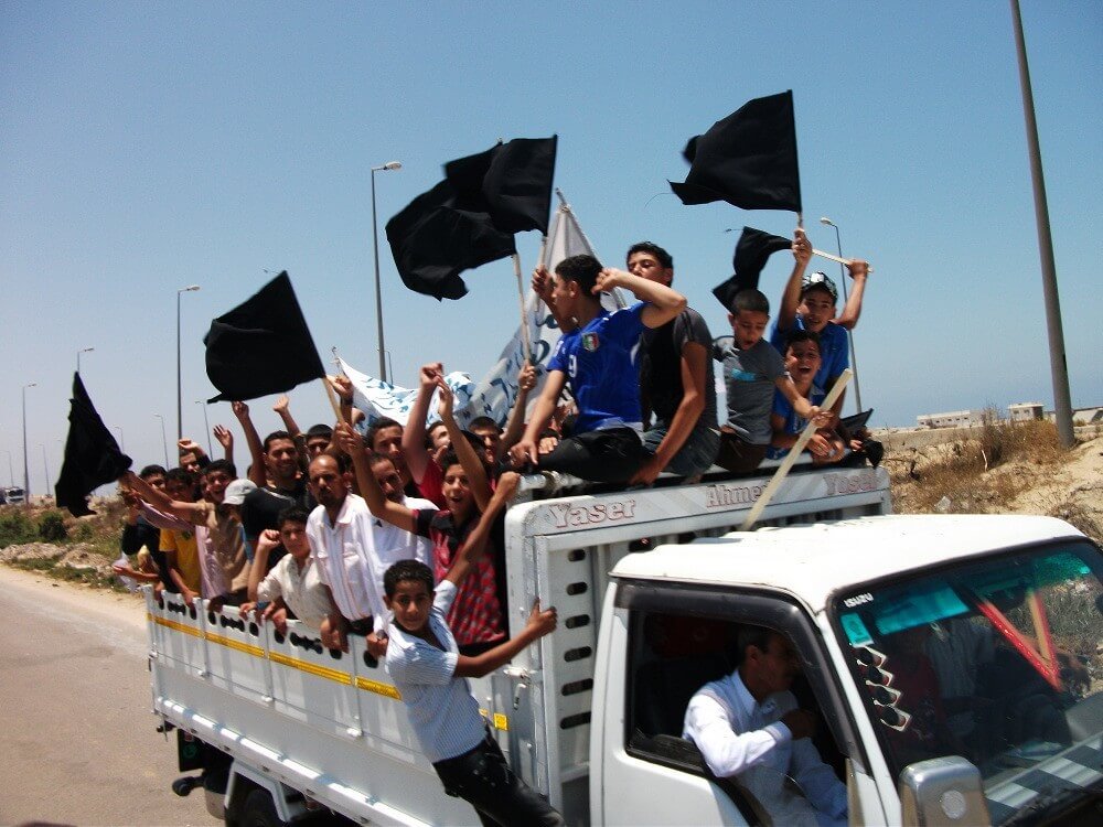 march_flags_truck