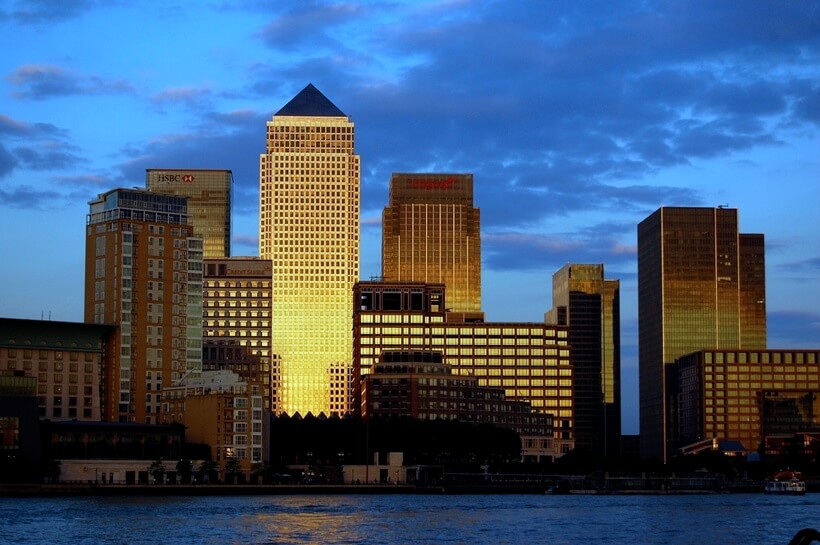 1 Canada Water - the Canary Wharf tower, designed by Cesar Pelli
