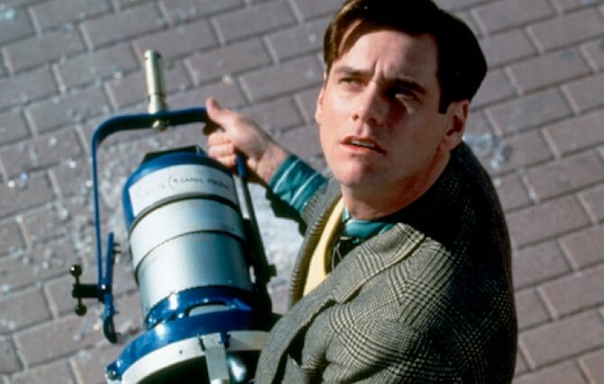 The Truman Show - Truman comes upon a stage light that has fallen from a clear blue sky